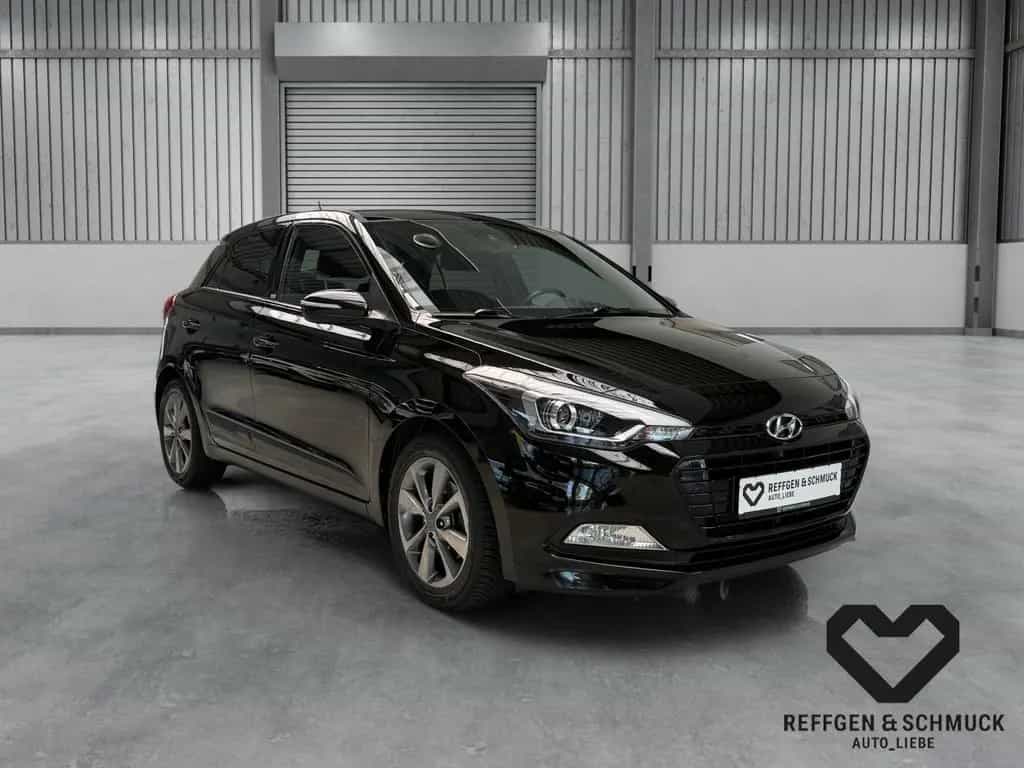 Hyundai i20 PASSION BLUE KLIMA+NAVI+KAMERA+ALLWETTER+ALU 03/2017-photo-18