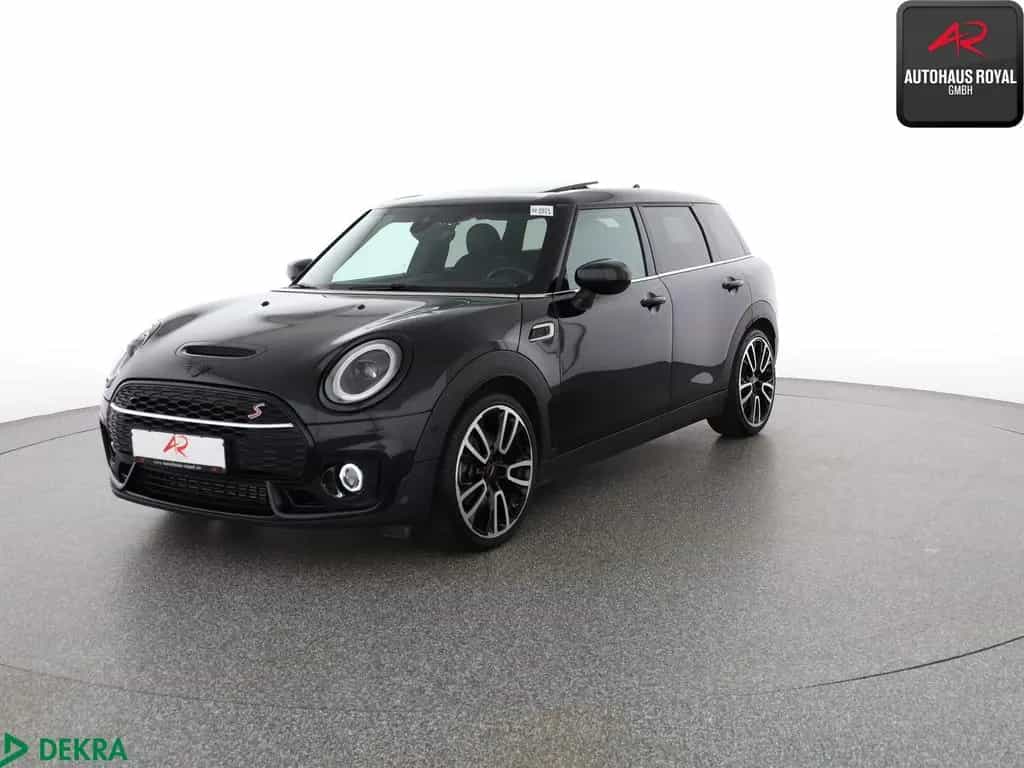 MINI Cooper S Clubman COOPER_S_CLUBMAN JCW TRIM PANO,HUD,KAMERA 10/2023-photo-0
