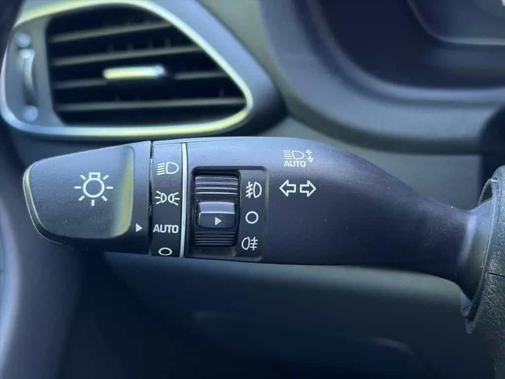 Hyundai i30 Kombi YES! 1.4 T-GDi *CAM*CARPLAY*SITZHZG* 05/2019-photo-14