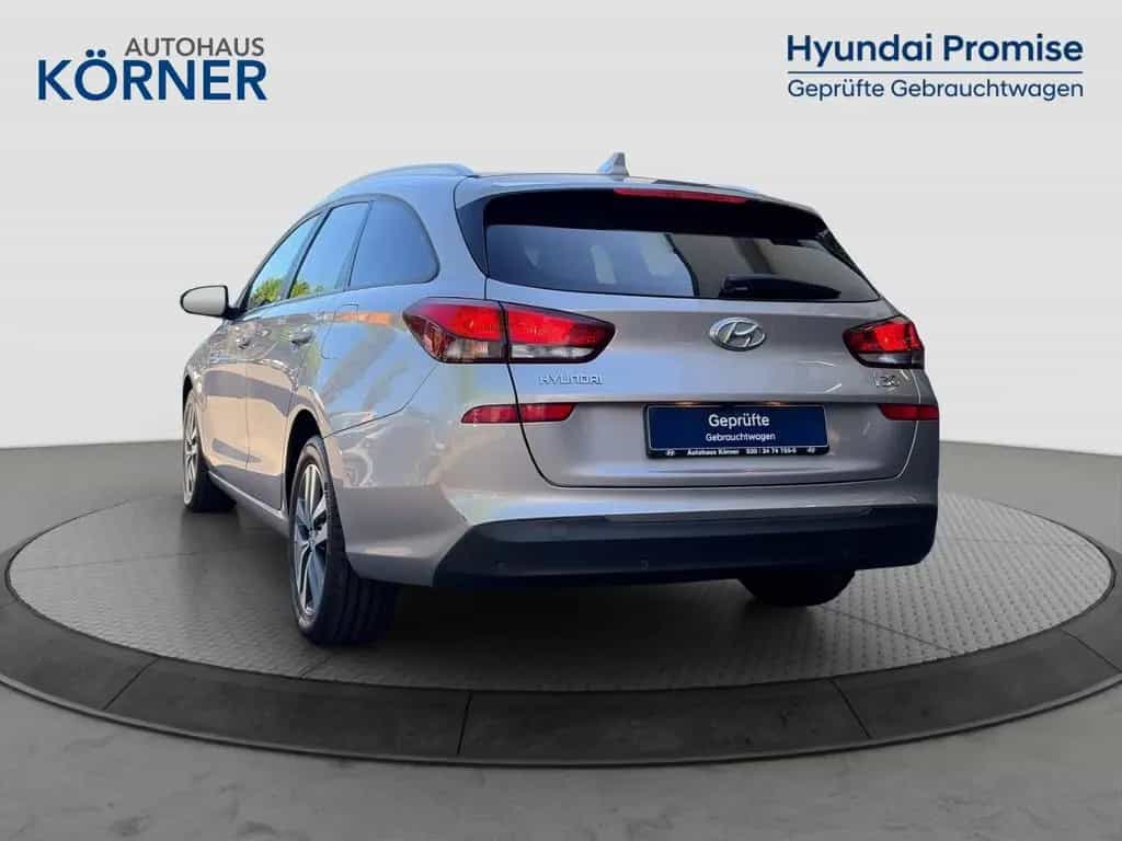Hyundai i30 Kombi YES! 1.4 T-GDi *CAM*CARPLAY*SITZHZG* 05/2019-photo-2