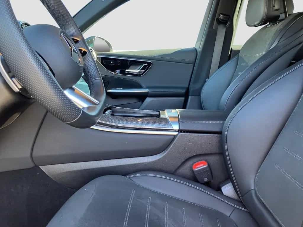 Mercedes-Benz GLC 200 4MATIC AMGLine*NightPaket*Kamera*CarPLay 06/2025-photo-4