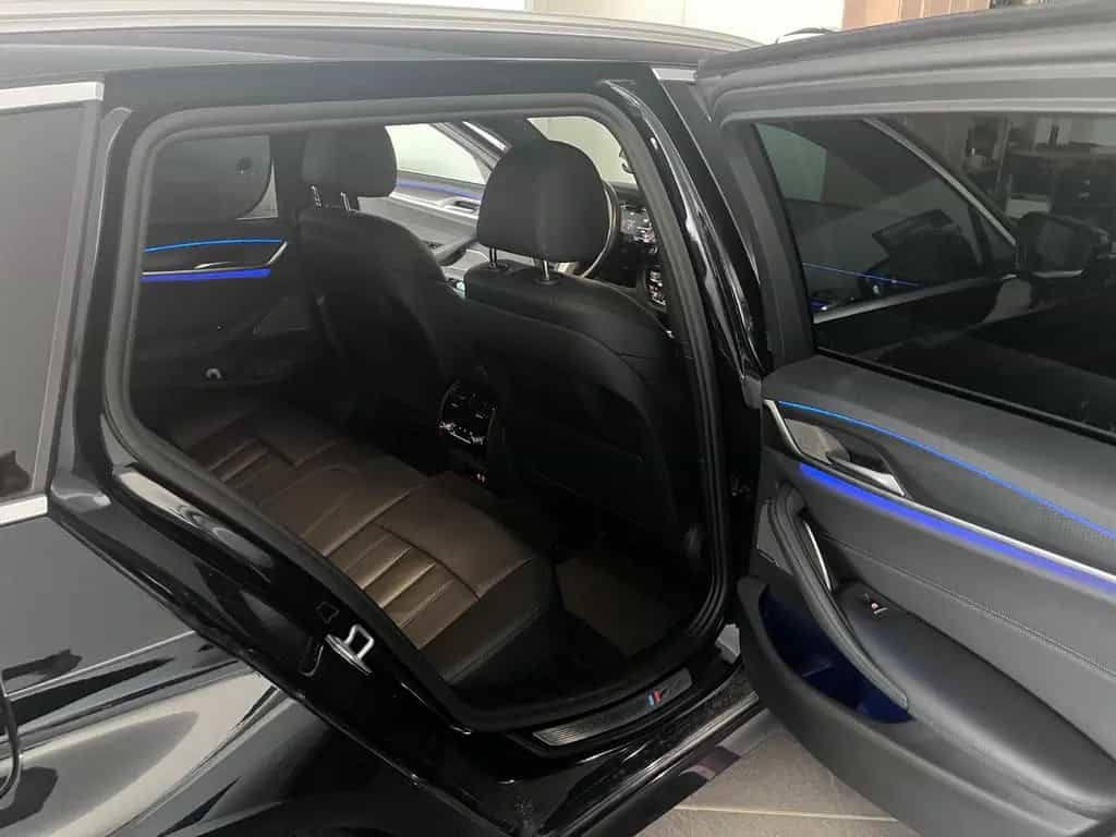 BMW 530 d xDrive Touring A - 10/2020-photo-5