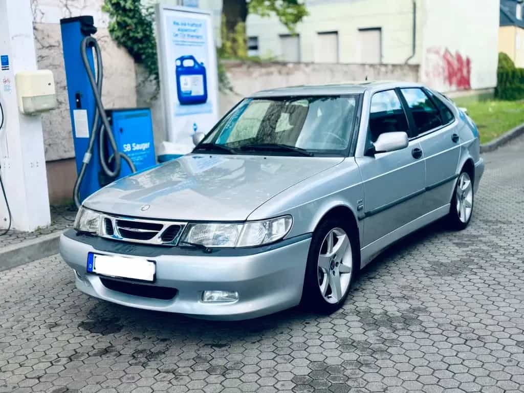 Saab 9-3 93 Aero Automatik 5-Türer, Top Zustand, wenig km 09/2000-photo-0