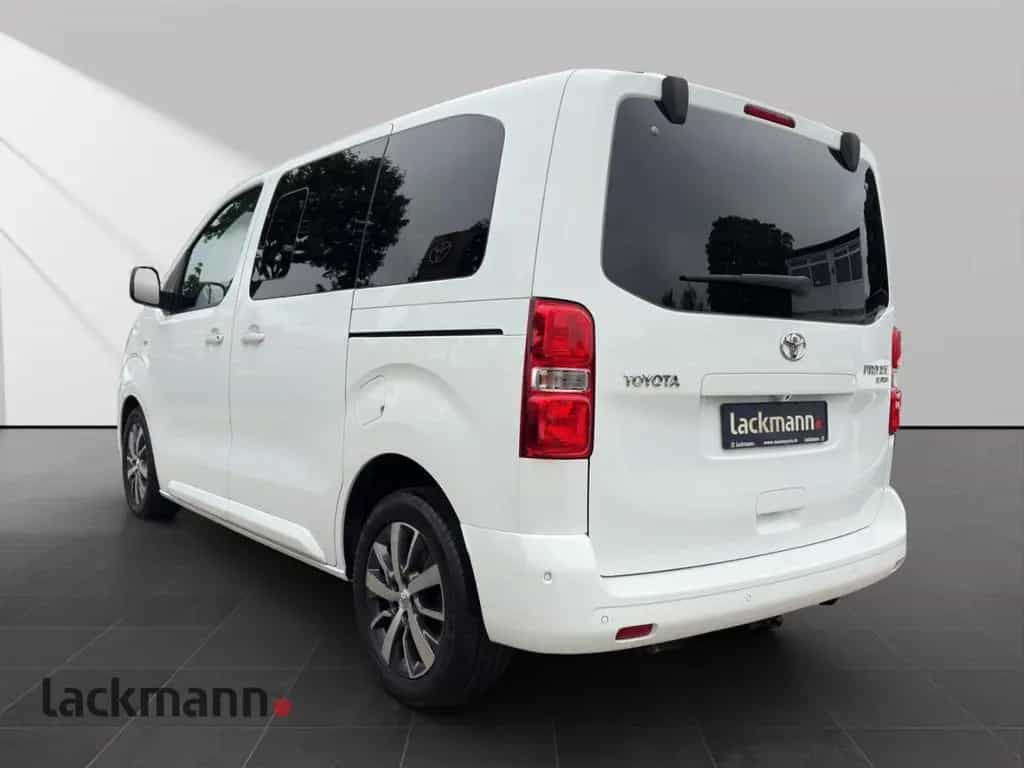 Toyota Proace (Verso) Proace Verso Compact TeamD *Navi*AHK*SafetySense 01/2021-photo-5
