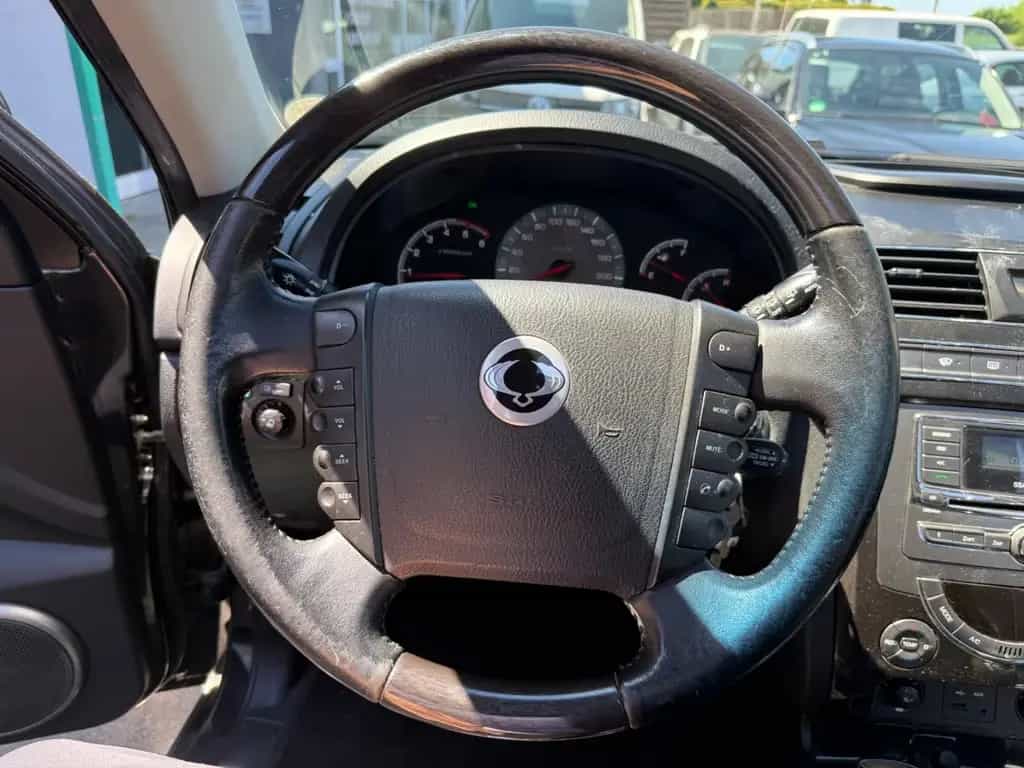 Ssangyong REXTON W 4WD 2.0D|Klima|SHZ|AHK|Temp.|7xSitze 04/2014-photo-12
