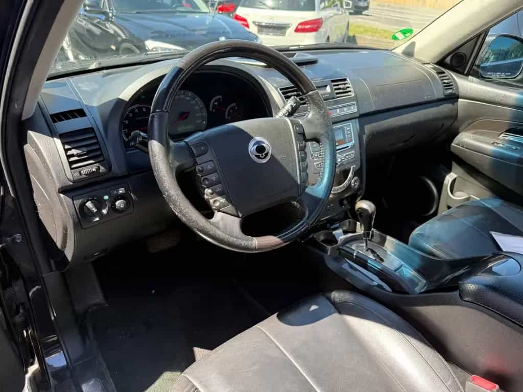 Ssangyong REXTON W 4WD 2.0D|Klima|SHZ|AHK|Temp.|7xSitze 04/2014-photo-7