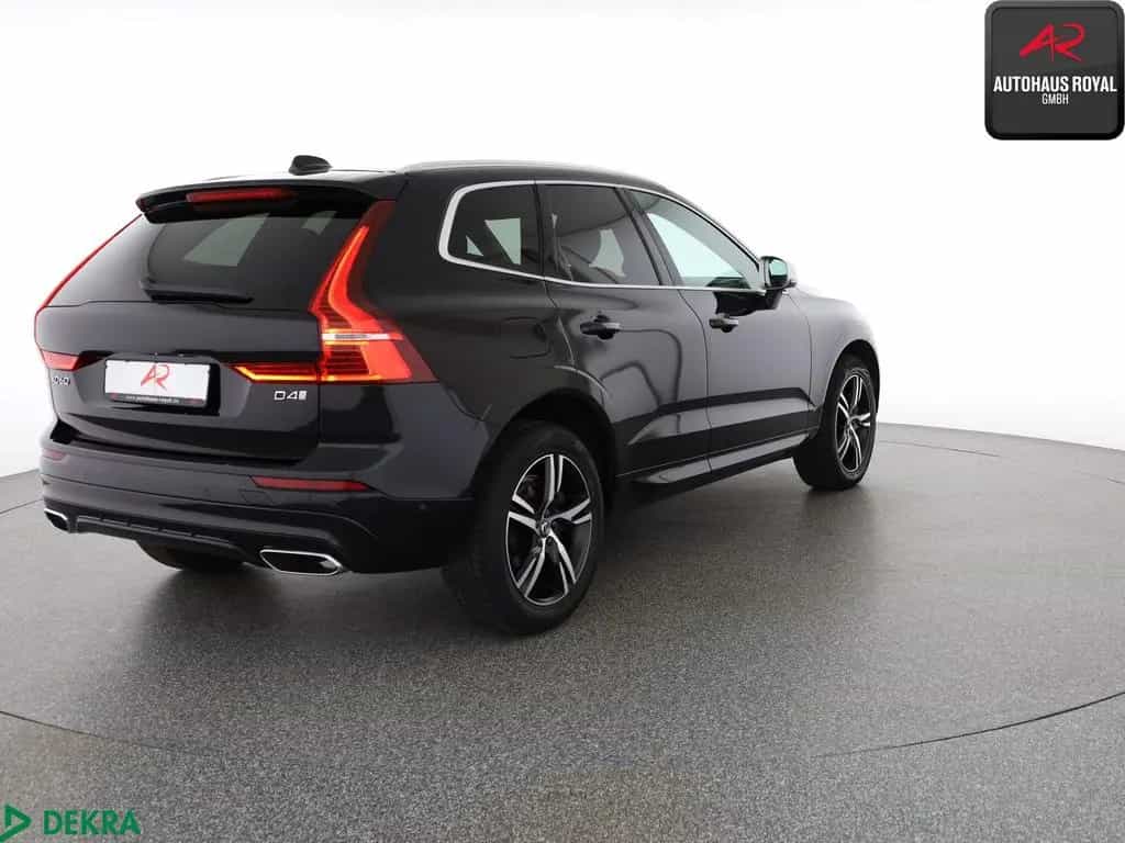 Volvo XC60 XC 60 2.0 R DESIGN PANO,KEYLESSGO,ACC,KAMERA,SH 12/2018-photo-4