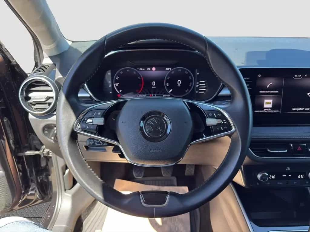 Skoda Fabia 1.0 TSI 110 Style FSHZ*LRHZ*SHZ*KAMERA 07/2021-photo-10