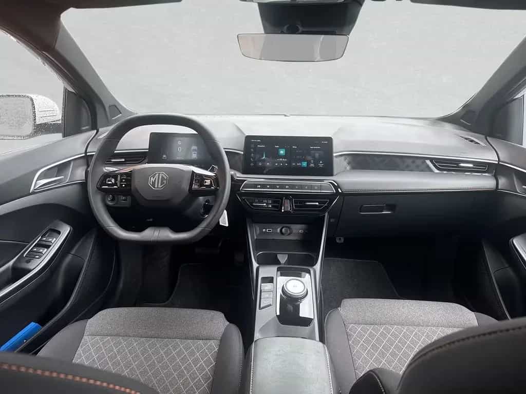 MG MG3 Hybrid+ Standard / Carplay / Volldigitales K 10/2024-photo-3