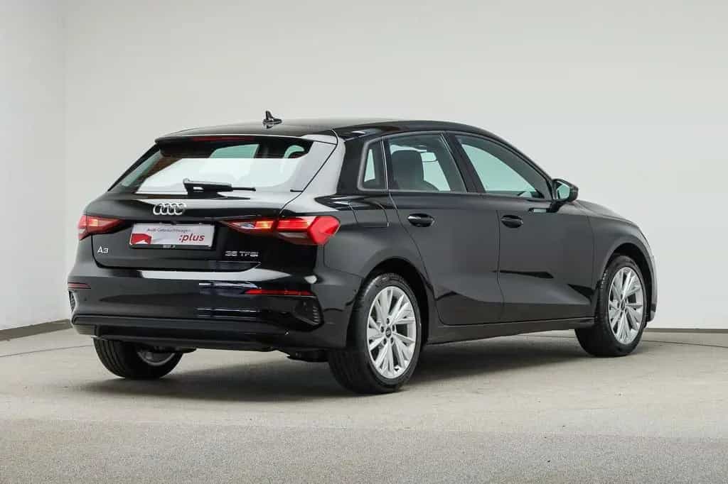 Audi A3 Sportback 35 TFSI Pano, ACC, HUD, B&O 07/2023-photo-1