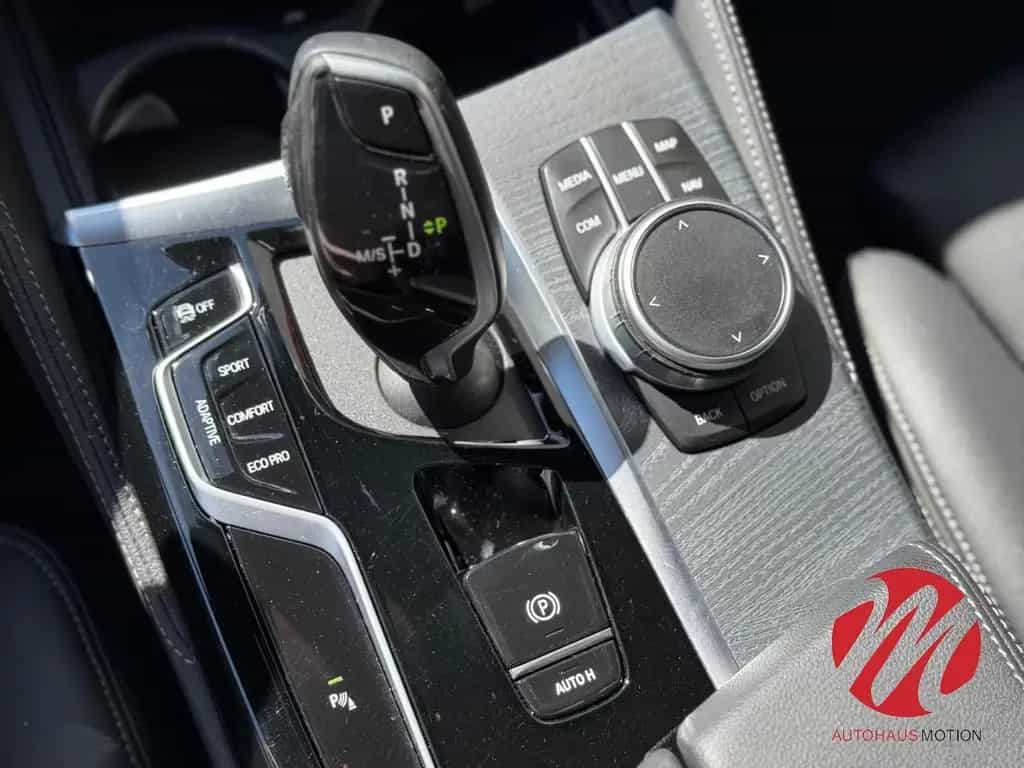 BMW 520 d M Sport Touring Laser Navi Kamera HUD Park 11/2021-photo-22