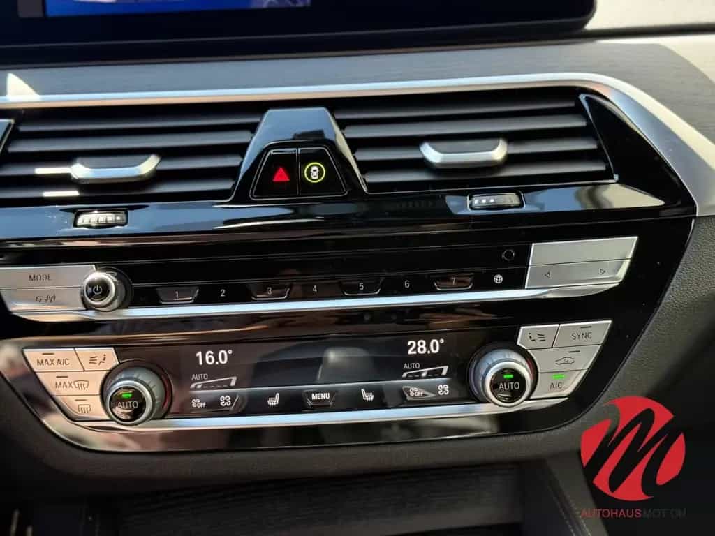 BMW 520 d M Sport Touring Laser Navi Kamera HUD Park 11/2021-photo-23