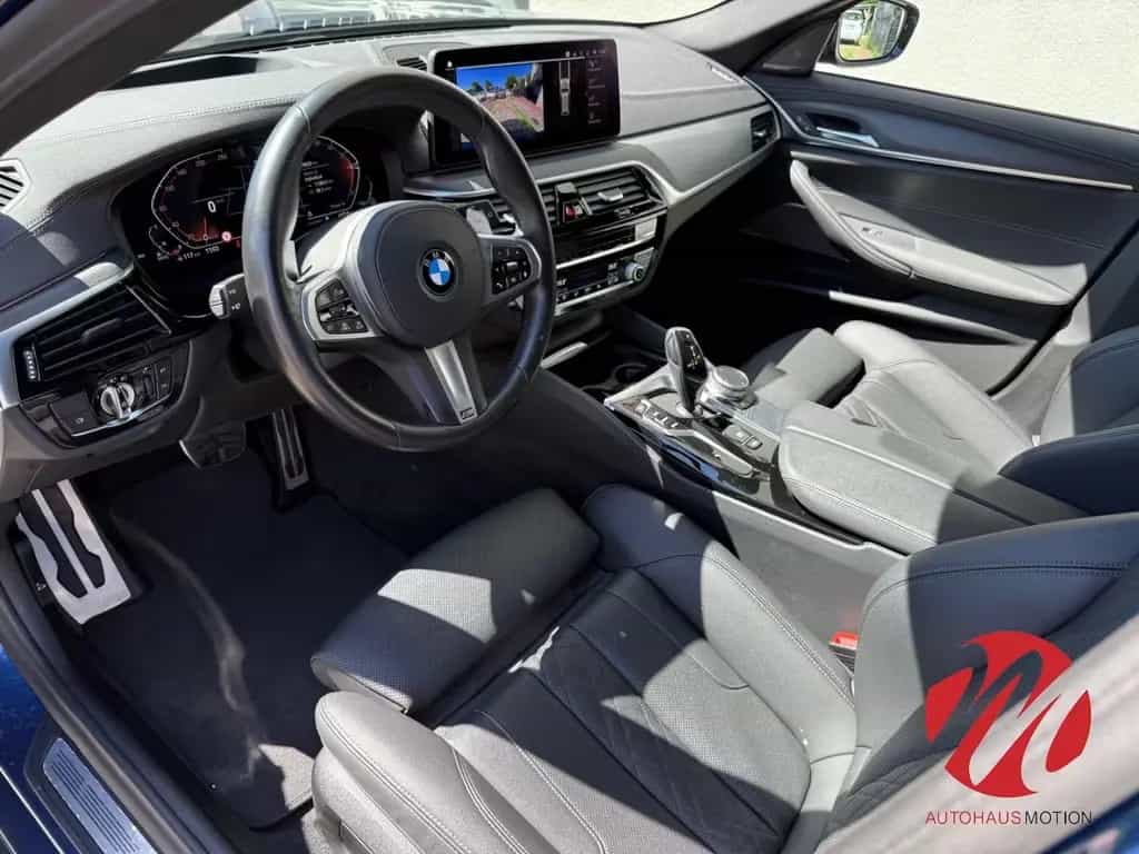 BMW 520 d M Sport Touring Laser Navi Kamera HUD Park 11/2021-photo-8