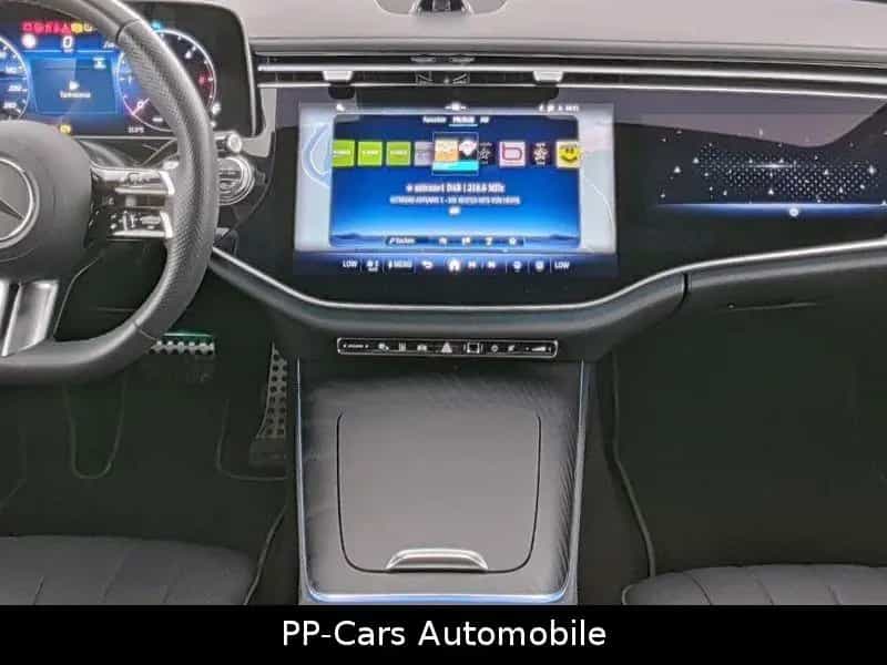 Mercedes-Benz E 220 d AMG Edition*Superscreen*STHZ*Massage*LED 05/2025-photo-3