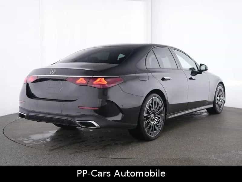Mercedes-Benz E 220 d AMG Edition*Superscreen*STHZ*Massage*LED 05/2025-photo-8