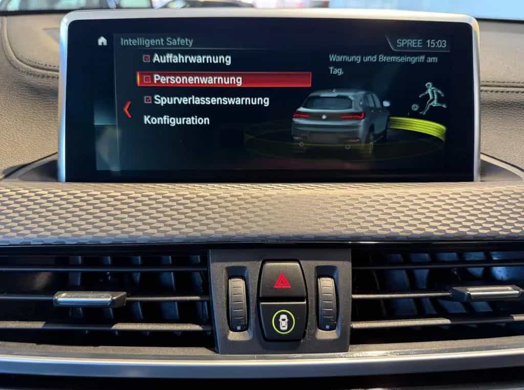BMW X2 xDr. 20 d M SPORT X  PANO+HUD+ACC+LED+KAM+AL 06/2018-photo-27