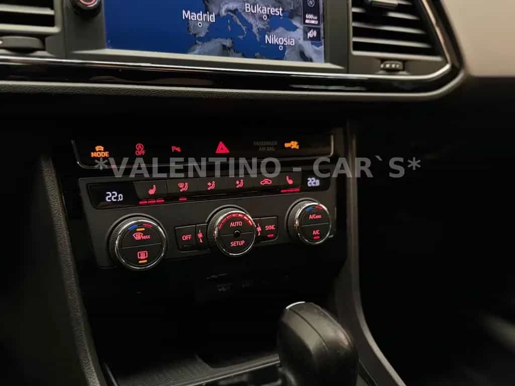 Seat Leon FR DSG/Pano/LED/Virtual/Navi/Kamera/Beats 06/2019-photo-23