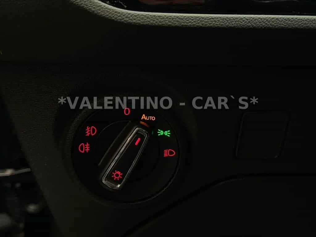 Seat Leon FR DSG/Pano/LED/Virtual/Navi/Kamera/Beats 06/2019-photo-48