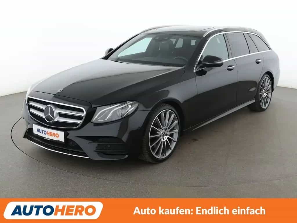 Mercedes-Benz E 220 d AMG Line Aut.*LED*NAVI*ACC*CAM*PDC*SHZ* 03/2018-photo-0