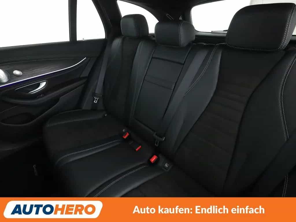 Mercedes-Benz E 220 d AMG Line Aut.*LED*NAVI*ACC*CAM*PDC*SHZ* 03/2018-photo-13