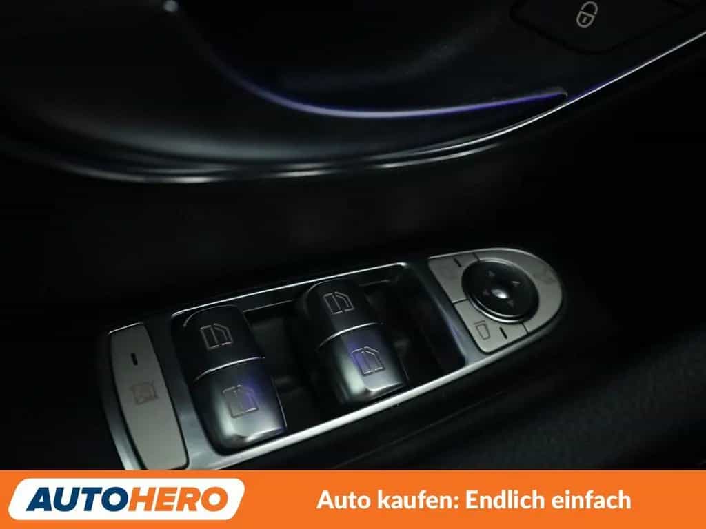 Mercedes-Benz E 220 d AMG Line Aut.*LED*NAVI*ACC*CAM*PDC*SHZ* 03/2018-photo-29