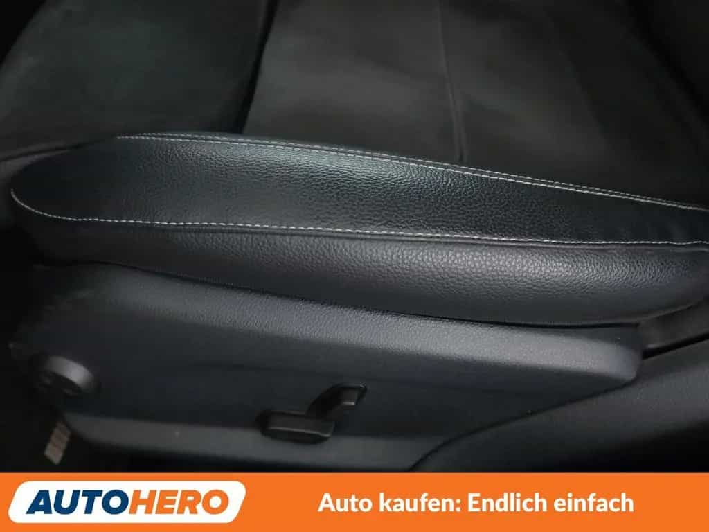 Mercedes-Benz E 220 d AMG Line Aut.*LED*NAVI*ACC*CAM*PDC*SHZ* 03/2018-photo-30