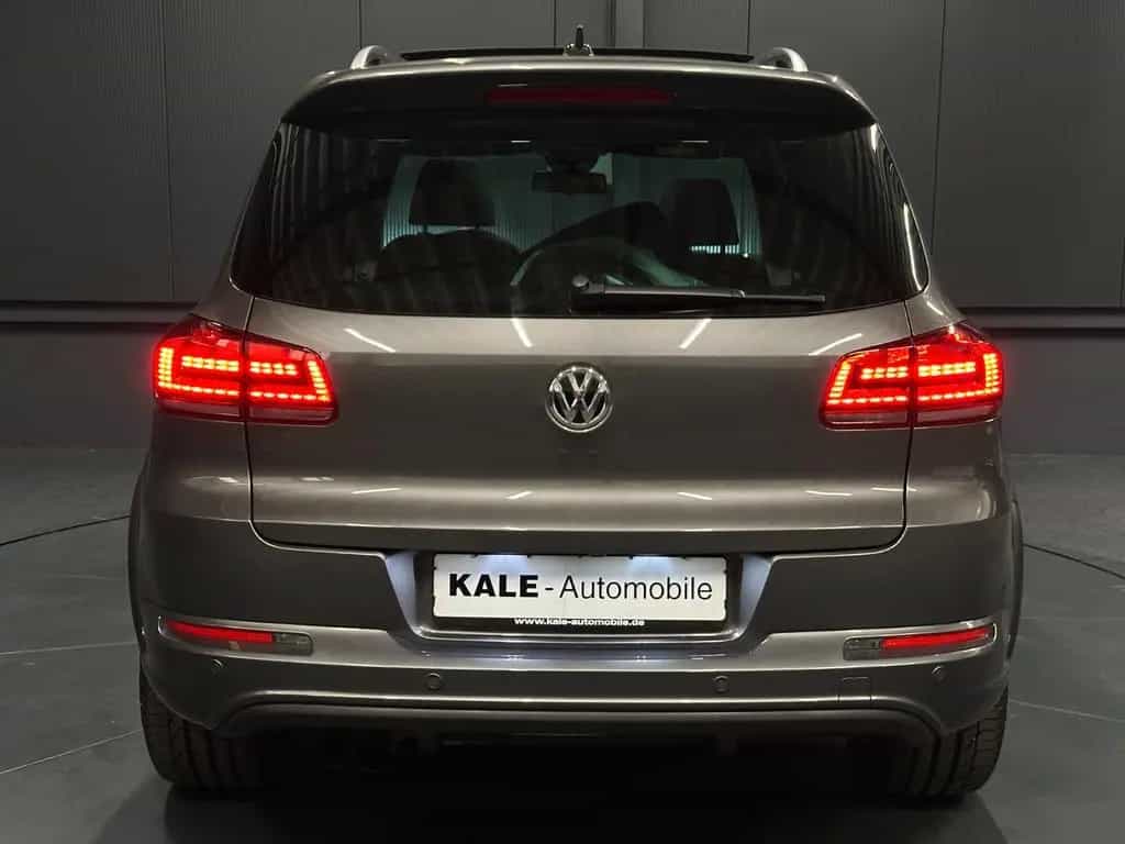 Volkswagen Tiguan Sport & Style *R-Line*19Zoll*PANORAMA*KAM 03/2016-photo-3