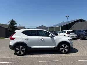 Volvo XC40 2.0 T5 AWD Inscription 02/2019-photo-19