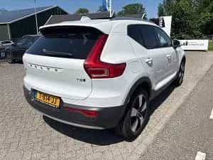 Volvo XC40 2.0 T5 AWD Inscription 02/2019-photo-4