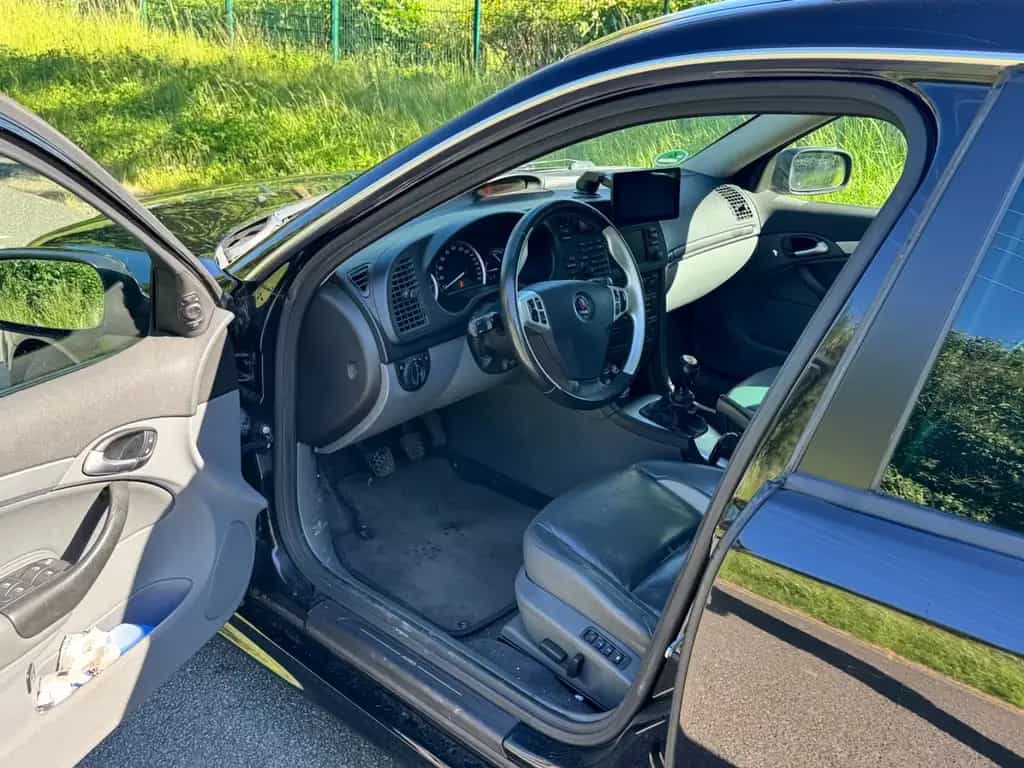 Saab 9-3 2.8 Turbo V6 Aero SportCombi Aero 02/2006-photo-12