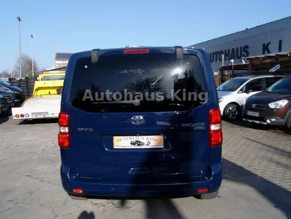 Toyota Proace (Verso) Proace Verso Family Comf-AUTOM/8Si/NAVI/2Sch.Tü 11/2018-photo-31