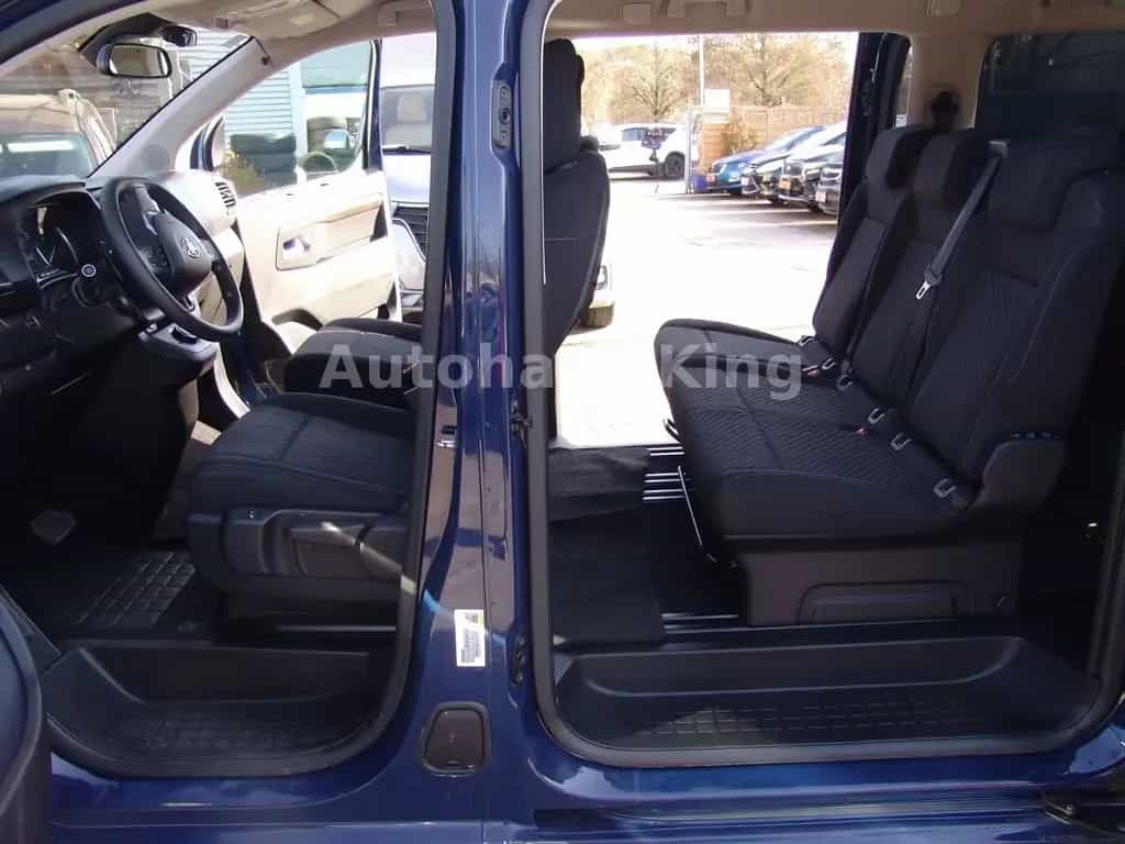 Toyota Proace (Verso) Proace Verso Family Comf-AUTOM/8Si/NAVI/2Sch.Tü 11/2018-photo-9