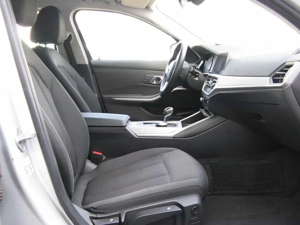 BMW 320 Touring G 21 NAVI LED KLIMA PDC EL.KLAP 1HD 09/2020-photo-4