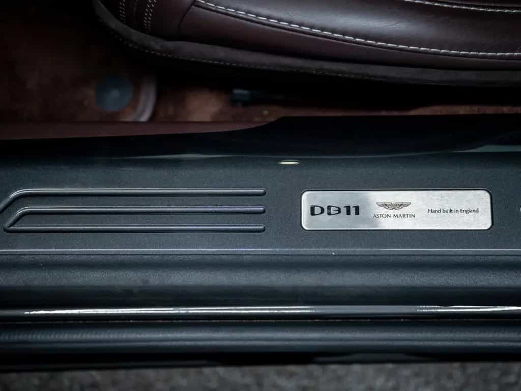 Aston Martin DB11 4.0 V8*9.564 km *INSPEKTION NEU*B&O*360* 01/2020-photo-30