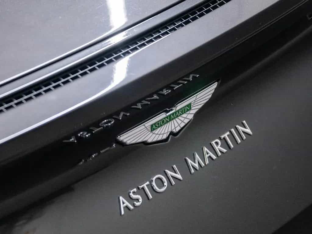 Aston Martin DB11 4.0 V8*9.564 km *INSPEKTION NEU*B&O*360* 01/2020-photo-41