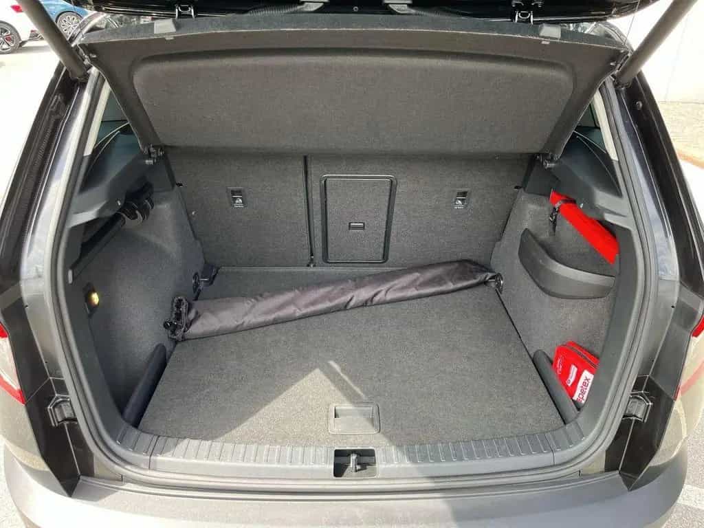 Skoda Karoq Style 1.5TSI / STANDHEIZ./SMARTLINK/8-fach 06/2019-photo-17
