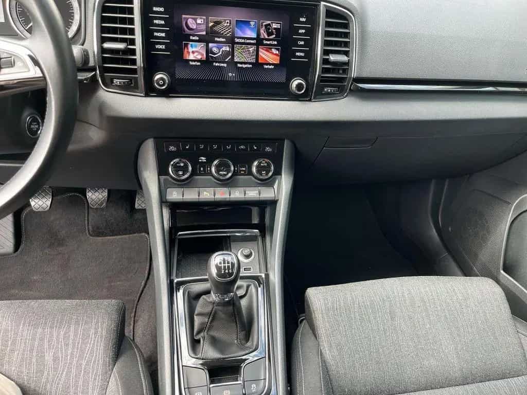 Skoda Karoq Style 1.5TSI / STANDHEIZ./SMARTLINK/8-fach 06/2019-photo-21