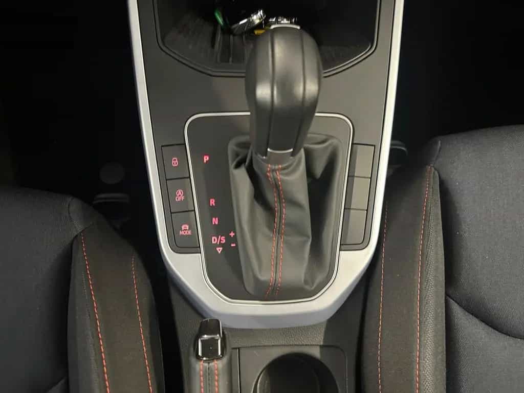 Seat Arona 1.0 TSI FR OPF*Winterpaket*AHK* 04/2024-photo-13