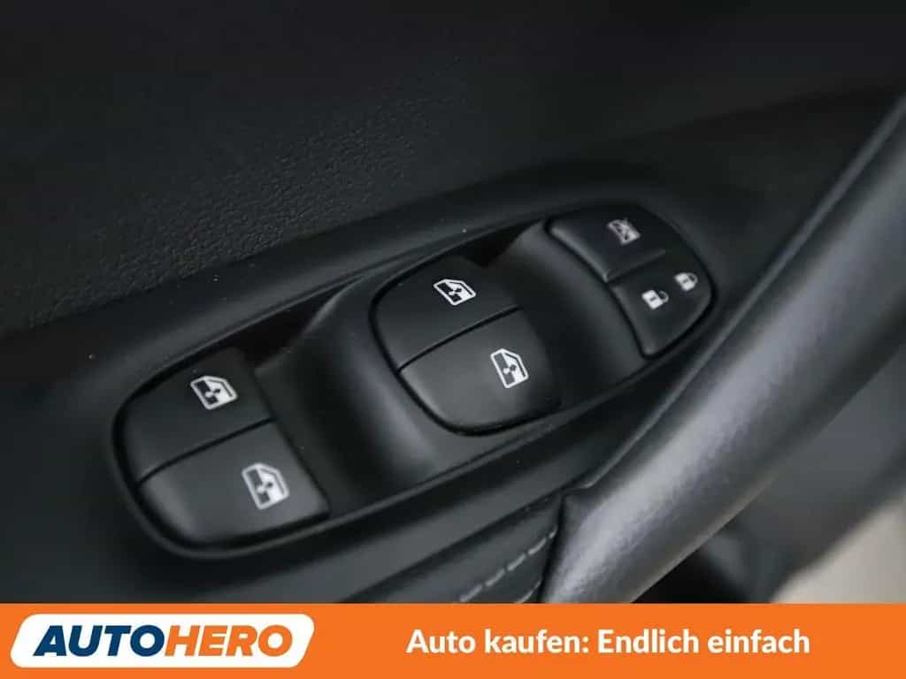 Nissan Qashqai 1.3 DIG-T Tekna+ Aut*NAVI*TEMPO*CAM*PDC* 10/2019-photo-24