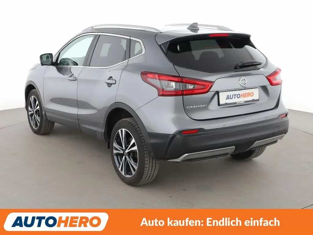 Nissan Qashqai 1.3 DIG-T Tekna+ Aut*NAVI*TEMPO*CAM*PDC* 10/2019-photo-3