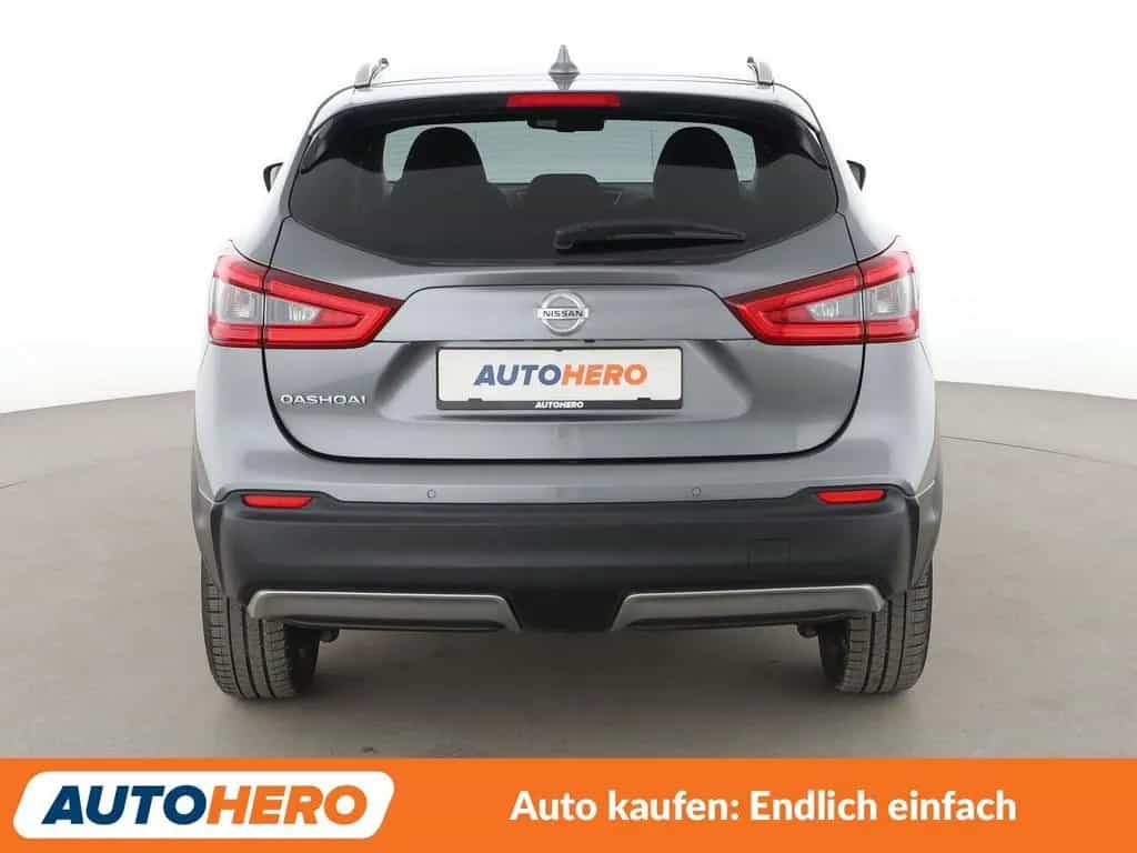 Nissan Qashqai 1.3 DIG-T Tekna+ Aut*NAVI*TEMPO*CAM*PDC* 10/2019-photo-4