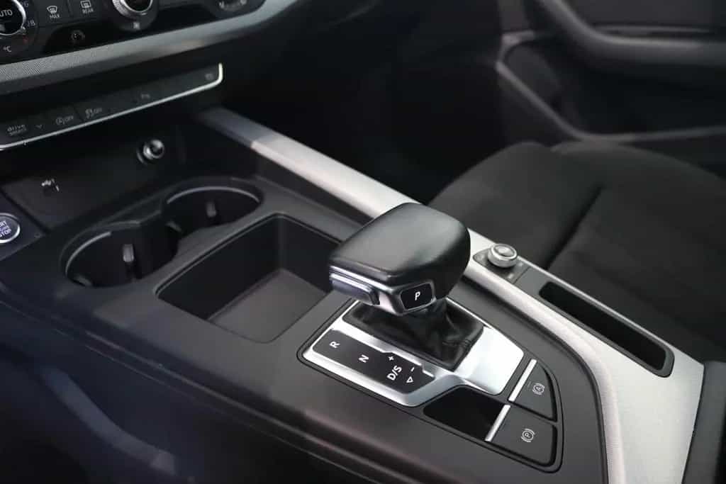 Audi A4 TDI quattro S-Tronic *SHZ * NAVI *Garantie 12/2019-photo-10