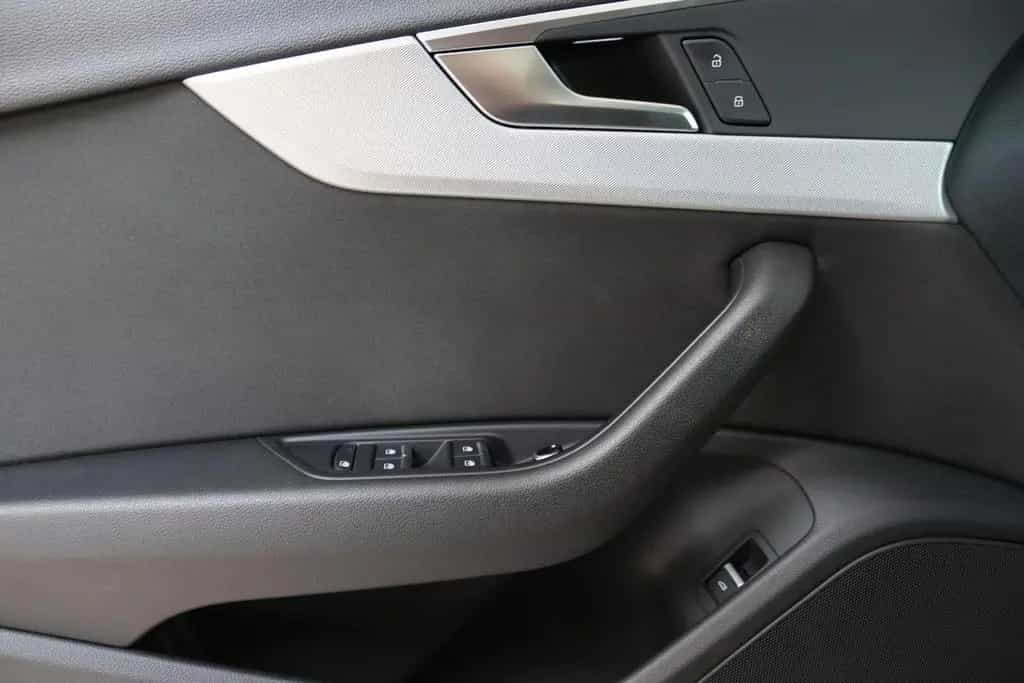Audi A4 TDI quattro S-Tronic *SHZ * NAVI *Garantie 12/2019-photo-11