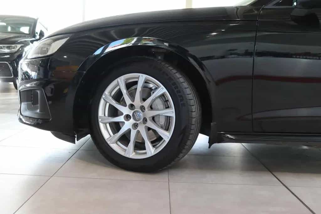 Audi A4 TDI quattro S-Tronic *SHZ * NAVI *Garantie 12/2019-photo-4
