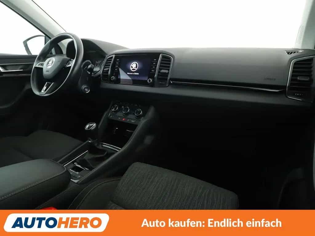 Skoda Karoq 1.5 TSI ACT Style *NAVI*LED*TEMPO*CAM*PDC* 03/2019-photo-12