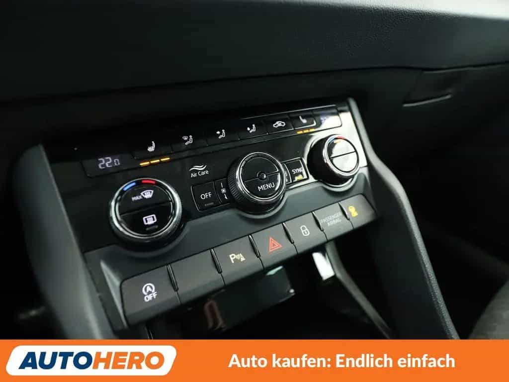 Skoda Karoq 1.5 TSI ACT Style *NAVI*LED*TEMPO*CAM*PDC* 03/2019-photo-20