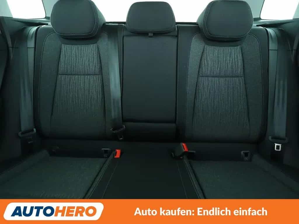 Skoda Karoq 1.5 TSI ACT Style *NAVI*LED*TEMPO*CAM*PDC* 03/2019-photo-26