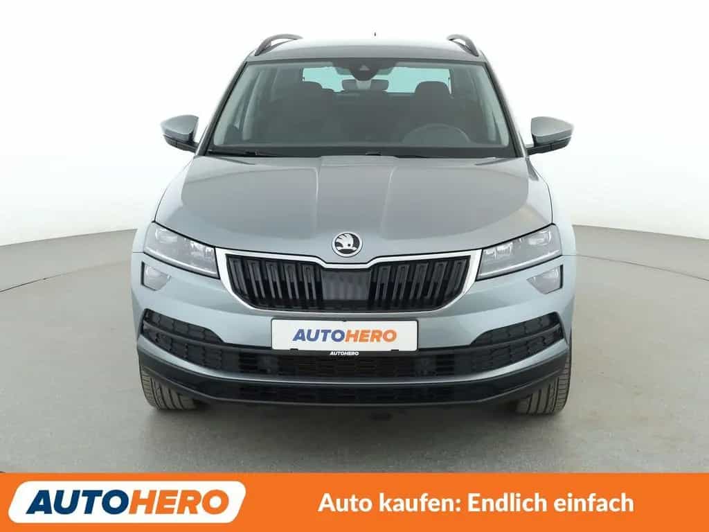 Skoda Karoq 1.5 TSI ACT Style *NAVI*LED*TEMPO*CAM*PDC* 03/2019-photo-8
