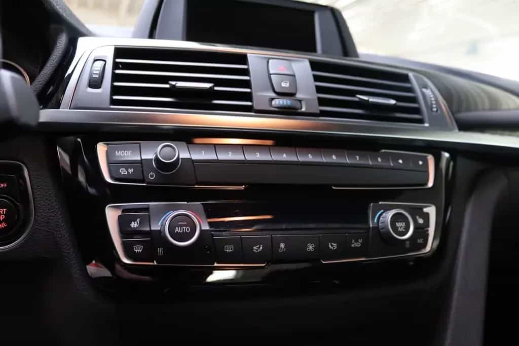 BMW 420 i Advantage * SHZ * PDC * Tempomat * 04/2018-photo-10
