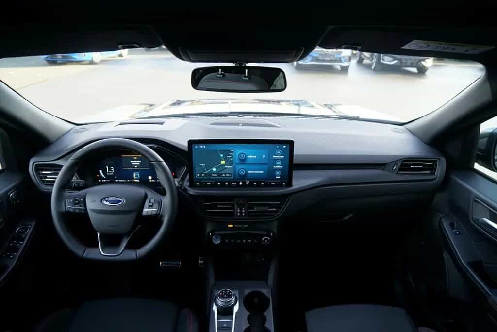 Ford Kuga ST-Line X Aut. *Matrix*ACC*Pano*360*20Zoll* 06/2025-photo-10